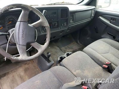 Zdjęcie 8 z 12 samochodu: 2004 GMC NEW SIERRA K1500 VIN:1GTEK14V24Z272840 - miniatura