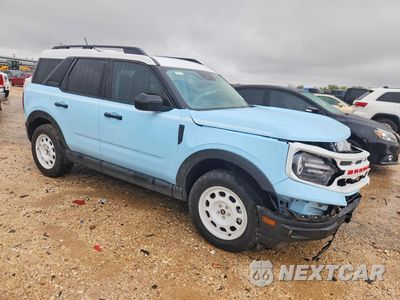 Czwarte zdjęcie samochodu z boku: 2023 FORD BRONCO SPORT HERITAGE VIN:3FMCR9G68PRD13319 - miniatura