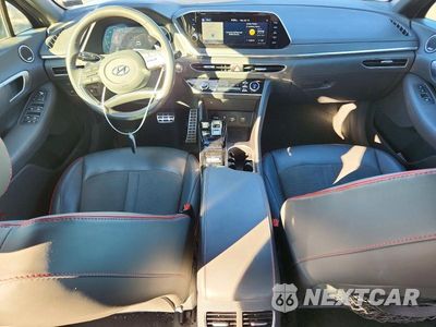 Zdjęcie 8 z 12 samochodu: 2021 HYUNDAI SONATA SEL PLUS VIN:5NPEJ4J2XMH085965 - miniatura