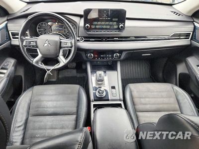 Zdjęcie 8 z 13 samochodu: 2022 MITSUBISHI OUTLANDER SE VIN:JA4J4UA88NZ012107 - miniatura