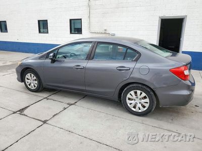 Drugie zdjęcie samochodu z przodu: 2012 HONDA CIVIC LX VIN:2HGFB2F54CH581670 - miniatura