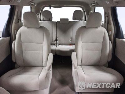 Zdjęcie 10 z 14 samochodu: 2019 TOYOTA SIENNA L 7-PASSENGER VIN:5TDZZ3DC5KS967030 - miniatura