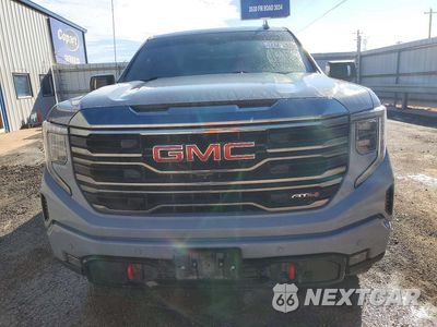 Piąte zdjęcie samochodu w środku: 2024 GMC SIERRA K1500 AT4 VIN:3GTUUEE8XRG377784 - miniatura