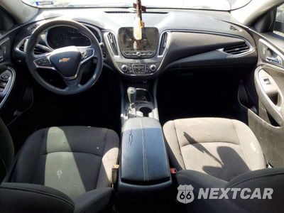 Zdjęcie 8 z 12 samochodu: 2020 CHEVROLET MALIBU LT VIN:1G1ZD5ST4LF050233 - miniatura