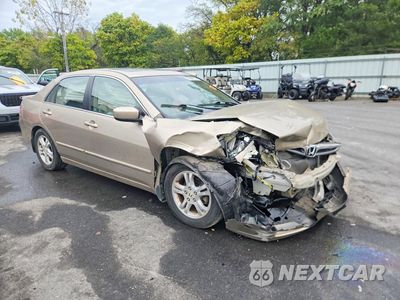 Czwarte zdjęcie samochodu z boku: 2007 HONDA ACCORD EX VIN:1HGCM56867A188797 - miniatura