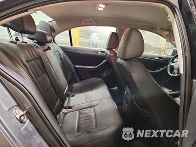Zdjęcie 10 z 13 samochodu: 2011 VOLKSWAGEN JETTA SE VIN:3VWDX7AJ5BM330467 - miniatura