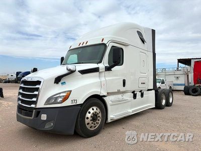 Drugie zdjęcie samochodu z przodu: 2018 FREIGHTLINER CASCADIA 126 VIN:3AKJHHDR4JSKB5670 - miniatura
