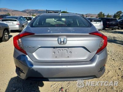 Zdjęcie 6 z 12 samochodu: 2018 HONDA CIVIC EX VIN:2HGFC2F77JH506991 - miniatura