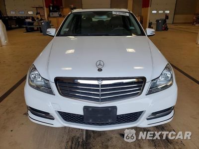 Piąte zdjęcie samochodu w środku: 2013 MERCEDES-BENZ C 300 4MATIC VIN:WDDGF8AB6DR270112 - miniatura