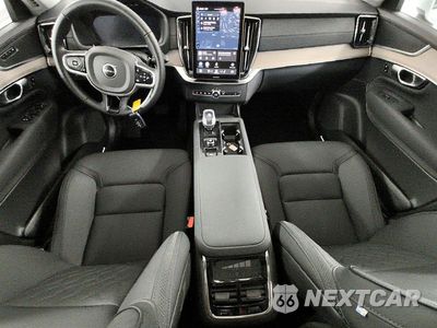 Zdjęcie 8 z 13 samochodu: 2025 VOLVO XC90 CORE VIN:YV4H60PA4S1375111 - miniatura