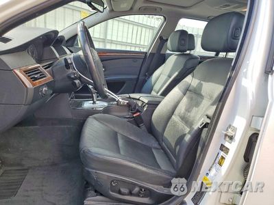 Zdjęcie 7 z 12 samochodu: 2010 BMW 528 I VIN:WBANU5C57AC363858 - miniatura