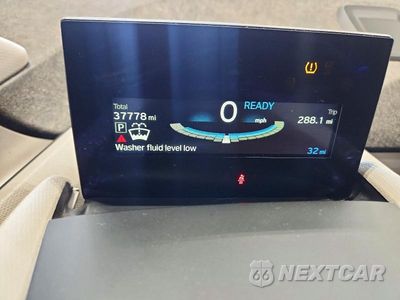Zdjęcie 9 z 12 samochodu: 2016 BMW I3 BEV VIN:WBY1Z2C55GV556443 - miniatura