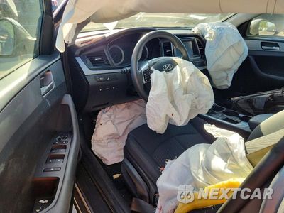 Zdjęcie 8 z 12 samochodu: 2019 HYUNDAI SONATA SE VIN:5NPE24AF5KH747075 - miniatura
