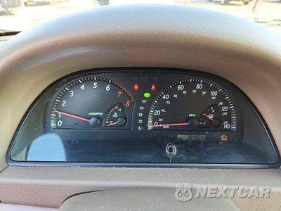 Zdjęcie 9 z 12 samochodu: 2002 TOYOTA CAMRY LE VIN:4T1BE32KX2U047568 - miniatura