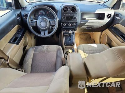 Zdjęcie 8 z 13 samochodu: 2013 JEEP PATRIOT SPORT VIN:1C4NJPBA9DD245833 - miniatura
