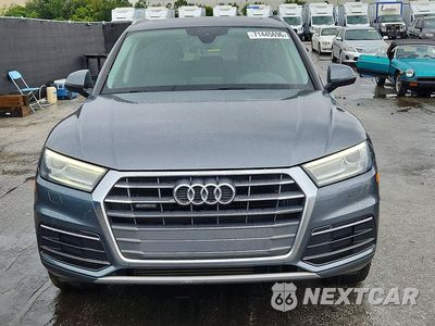 Piąte zdjęcie samochodu w środku: 2018 AUDI Q5 PREMIUM VIN:WA1ANAFY9J2013788 - miniatura
