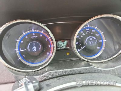 Zdjęcie 9 z 12 samochodu: 2011 HYUNDAI SONATA SE VIN:5NPEC4AC1BH264525 - miniatura