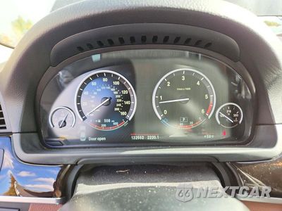 Zdjęcie 9 z 12 samochodu: 2014 BMW 535 D XDRIVE VIN:WBAFV3C59ED684936 - miniatura