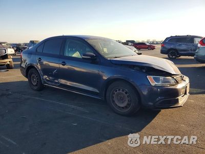 Czwarte zdjęcie samochodu z boku: 2014 VOLKSWAGEN JETTA SE VIN:3VWD17AJ6EM429403 - miniatura