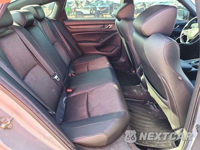 Zdjęcie 10 z 12 samochodu: 2019 HONDA ACCORD SPORT VIN:1HGCV1F31KA010539 - miniatura
