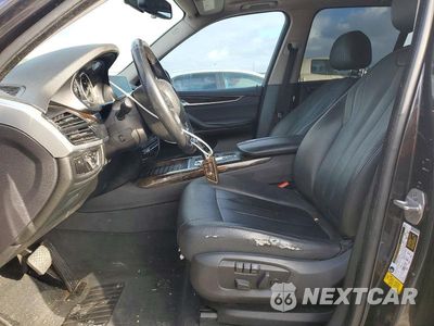 Zdjęcie 7 z 13 samochodu: 2016 BMW X5 SDRIVE35I VIN:5UXKR2C55G0H41788 - miniatura