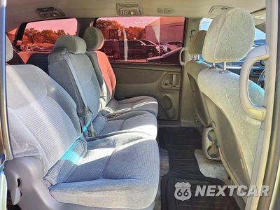 Zdjęcie 11 z 13 samochodu: 2007 TOYOTA SIENNA CE 8-PASSENGER VIN:5TDZK23C37S049705 - miniatura