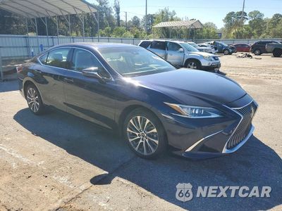 Czwarte zdjęcie samochodu z boku: 2021 LEXUS ES 300H VIN:58ADA1C15MU012785 - miniatura