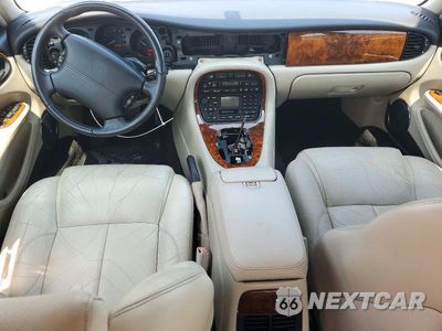 Zdjęcie 8 z 12 samochodu: 2002 JAGUAR XJ SPORT VIN:SAJDA12C52LF42857 - miniatura