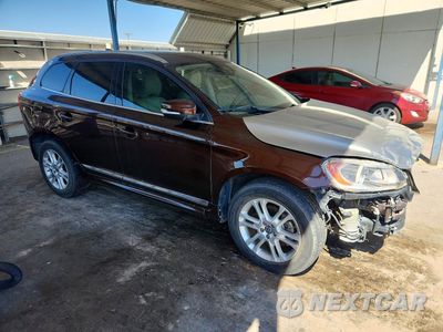 Czwarte zdjęcie samochodu z boku: 2015 VOLVO XC60 T5 PREMIER VIN:YV440MDB2F2600730 - miniatura