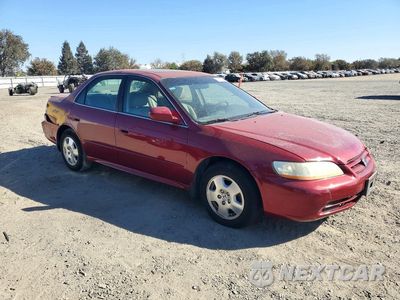 Czwarte zdjęcie samochodu z boku: 2002 HONDA ACCORD EX VIN:1HGCG16542A071024 - miniatura