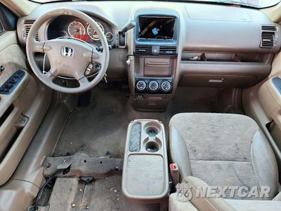 Zdjęcie 8 z 13 samochodu: 2004 HONDA CR-V LX VIN:JHLRD68484C005170 - miniatura