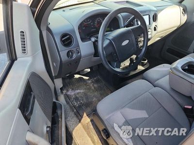 Zdjęcie 8 z 12 samochodu: 2005 FORD F150 VIN:1FTRF04W55KD00455 - miniatura