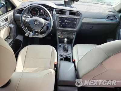 Zdjęcie 8 z 13 samochodu: 2018 VOLKSWAGEN TIGUAN SE VIN:3VV2B7AX0JM132456 - miniatura