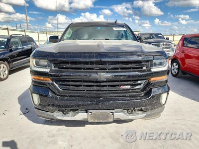 Piąte zdjęcie samochodu w środku: 2017 CHEVROLET SILVERADO K1500 LT VIN:3GCUKREC1HG298939 - miniatura