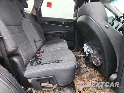 Zdjęcie 11 z 13 samochodu: 2017 KIA SORENTO L VIN:5XYPG4A3XHG246831 - miniatura