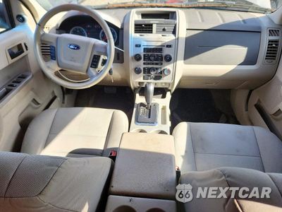 Zdjęcie 8 z 13 samochodu: 2012 FORD ESCAPE XLT VIN:1FMCU0D7XCKC09419 - miniatura