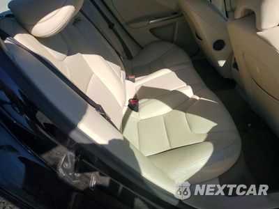 Zdjęcie 10 z 12 samochodu: 2012 VOLVO S60 T5 VIN:YV1622FS8C2129549 - miniatura