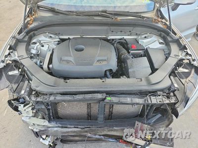 Zdjęcie 11 z 13 samochodu: 2019 VOLVO XC60 T6 VIN:YV4A22RK4K1347632 - miniatura