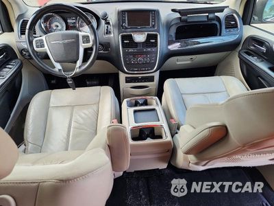 Zdjęcie 8 z 14 samochodu: 2015 CHRYSLER TOWN & COUNTRY LIMITED PLATINUM VIN:2C4RC1GG4FR710895 - miniatura