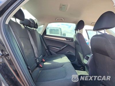 Zdjęcie 10 z 12 samochodu: 2012 VOLKSWAGEN PASSAT S VIN:1VWAP7A33CC075051 - miniatura