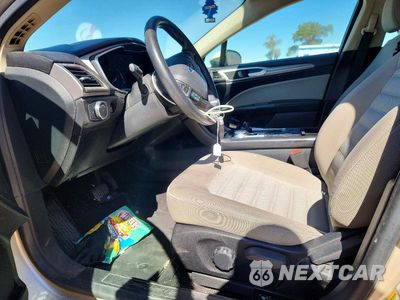 Zdjęcie 7 z 12 samochodu: 2018 FORD FUSION S HYBRID VIN:3FA6P0UU0JR100643 - miniatura