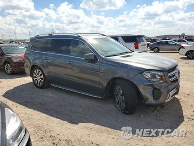 Czwarte zdjęcie samochodu z boku: 2017 MERCEDES-BENZ GLS 450 4MATIC VIN:4JGDF6EE8HA896962 - miniatura