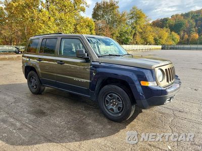 Czwarte zdjęcie samochodu z boku: 2016 JEEP PATRIOT SPORT VIN:1C4NJRBB7GD614732 - miniatura
