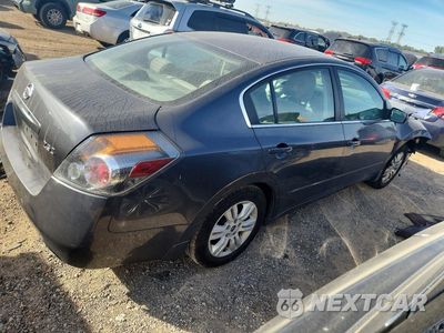 Trzecie zdjęcie samochodu z tyłu: 2010 NISSAN ALTIMA 2.5 VIN:1N4AL2AP6AN476525 - miniatura