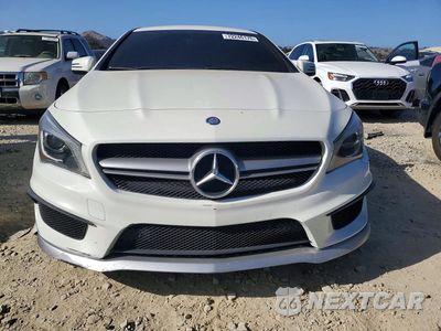 Piąte zdjęcie samochodu w środku: 2014 MERCEDES-BENZ CLA 45 AMG VIN:WDDSJ5CB5EN062512 - miniatura