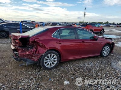 Trzecie zdjęcie samochodu z tyłu: 2018 TOYOTA CAMRY LE VIN:4T1B11HK3JU553779 - miniatura