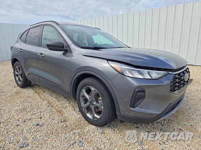 Czwarte zdjęcie samochodu z boku: 2025 FORD ESCAPE ST LINE VIN:1FMCU0MN3SUA41964 - miniatura
