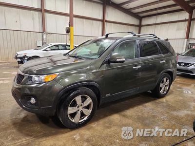 2013 KIA SORENTO EX 5XYKUDA28DG329193 - główne zdjęcie licytacji z USA - miniatura