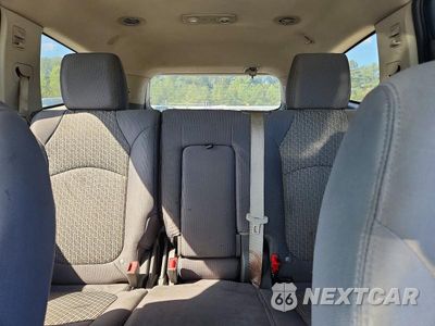 Zdjęcie 10 z 13 samochodu: 2012 CHEVROLET TRAVERSE LS VIN:1GNKRFED1CJ335027 - miniatura