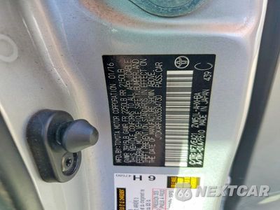 Zdjęcie 12 z 12 samochodu: 2016 TOYOTA PRIUS FOUR TOURING VIN:JTDKARFU6G3504730 - miniatura